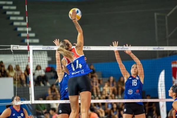 volleyball spike